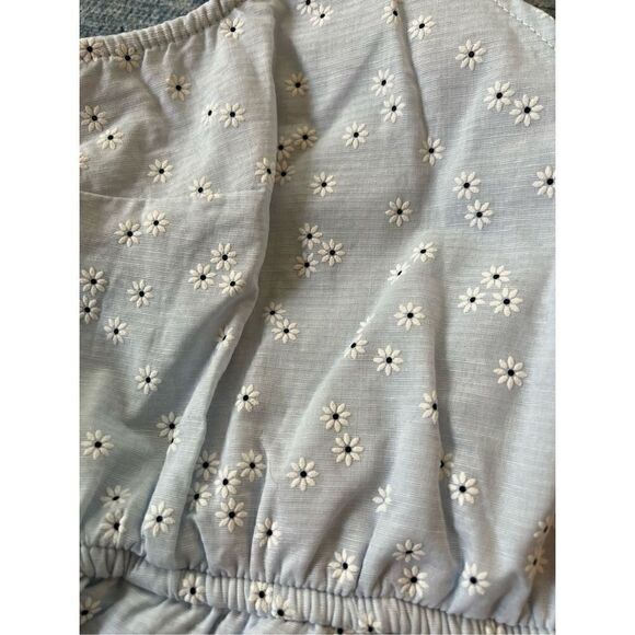 Wild Fable Powder Blue White Daisy Ruffle Faux Wrap Romper XS - Picture 9 of 9